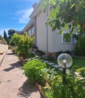 Zona XXX Castel Fusano Casa | Casa Vacanze da NONNA ANNA
