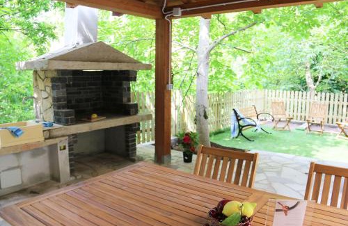 Aritzo Apartamento | Casa Vacanze Il Giardino - Appartamento Nocciolo