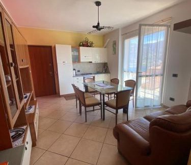 Lovere Apartamento | Casa Vacanze Valvendra