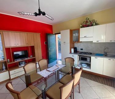 Lovere Apartamento | Casa Vacanze Valvendra