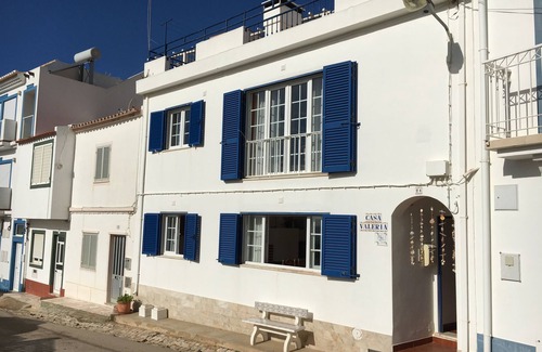 Burgau Apartamento | Casa Valeria is located directly by the sea - first floor