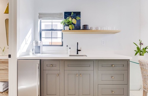 Upper East Apartamento | Casa Valerio Unit 6D-Boutique Suite in Downtown Santa Barbara