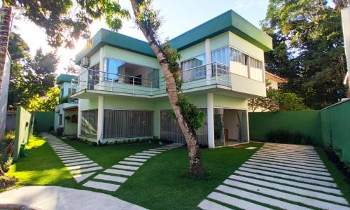 Arraial d'Ajuda Casa | Casa Verde - Cinco suítes, cond. piscina,1.3km do centro