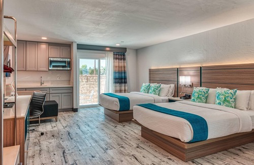 Port Hueneme Hotel | Casa Via Mar Inn, Ascend Hotel Collection