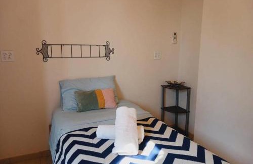 Esterito Apartamento | Casa Victoria Vista al mar 2 blocks Malecon with Rooftop