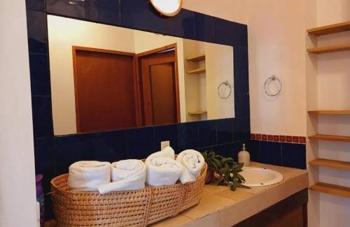 Esterito Apartamento | Casa Victoria Vista al mar 2 blocks Malecon with Rooftop