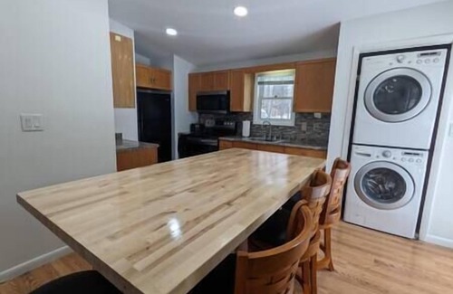 Pocono Lake Casa | Cozy Home Arrowhead Lake Community, pet friendly