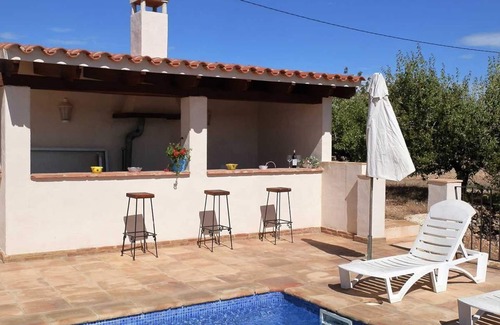 Costa Dorada Casa | CASA VINYA DEL VENT, ideal para tus vacaciones cerca del mar, wifi gratuito, aire acondicionado opcional, piscina privada, se admiten mascotas, playa para perros