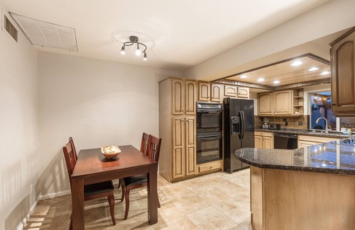 Raskin Estates Casa | Casa Voltaire by Porter | Luxury Heated Pool & Spa in Scottsdale, AZ