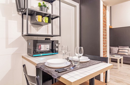 Monza Apartamento | Casa Volturno - Una Habitación Piso, Capacidad 2