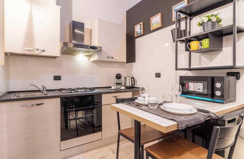 Monza Apartamento | Casa Volturno - Una Habitación Piso, Capacidad 2