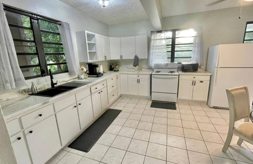 Estate Kings Quarter Casa | Casa Yalibri(Jah-Lee-Bree)—Hidden Gem in Historic Downtown Charlotte Amalie!