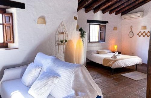 Benadalid Casa | CasaBenadalid. Casa rural con piscina.