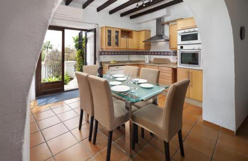 Oasis del Capistrano Casa | Casablanca 38 Oasis Properties
