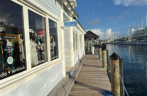Palm Cay Apartamento | Casablanca Bahamas- New Luxury Waterfront Condo, Palm Cay, The Bahamas