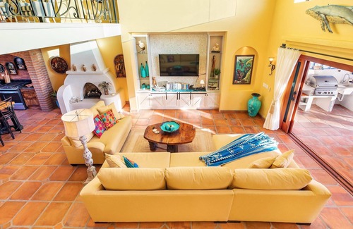 Cerritos Villa | Villa frente a la playa de Casablanca con piscina, alquiler 1-2 - 3 Casitas
