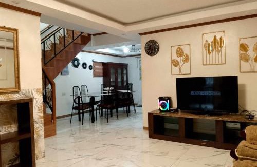 Silang Casa | CasaCavite - Your Chill Hideaway and Mini-Resort Just Minutes from all the Tagaytay-Silang-Nuvali Action!
