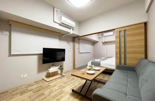 Hiroshima City Centre Apartamento | Casaen - 1BR Apartment with beautiful City View Near Shopping District For 6Ppl