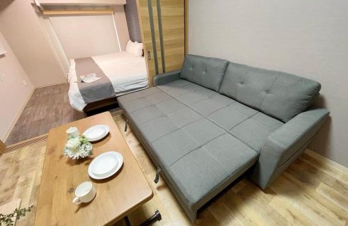 Hiroshima City Centre Apartamento | Casaen - 1BR Apartment with beautiful City View Near Shopping District For 6Ppl