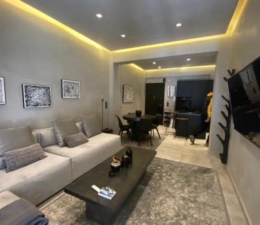 Glyfada Apartamento | CASAGOLD Glyfada Luxury Apartment Near The Sea