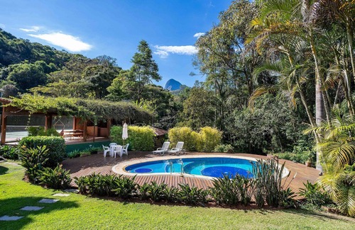 Itaipava Casa | Casakor, beautiful villa in Itaipava, 4 bedrooms, pool, tennis court,