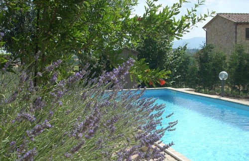 Amelia Villa | Casale e piscina immersi nella natura