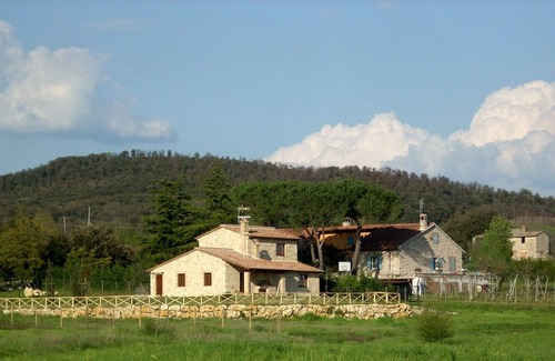 Amelia Villa | Casale e piscina immersi nella natura