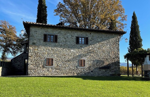 Bibbiena Villa | Casale Chiesina Villa en la Toscana para USO EXCLUSIVO del huésped.