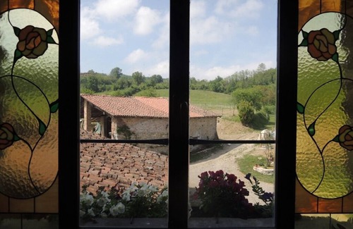 Bassano Sotto Casa | HABITACIONES CON COCINA EN UNA HERMOSA CASA DE CAMPO EN LA RELAJACIÓN DE LAS COLINAS DE PIACENZA