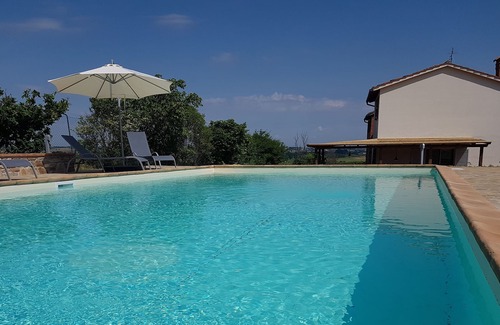 Panicale Villa | Casale Rosie '3 DORMITORIOS + 4 BAÑOS COMPLETOS + WIFI + PISCINA PRIVADA