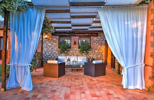 Mugnano in Teverina Villa | Casale Tre Cipressi 10, Emma Villas