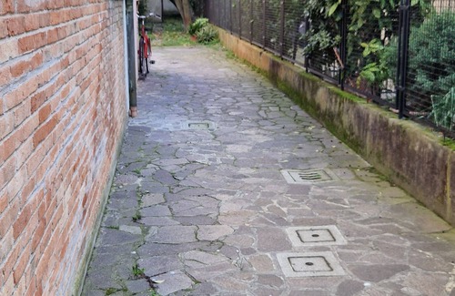 Santa Maria in Stelle Apartamento | CasaLella - Un antiguo taller familiar que ha sido completamente restaurado.