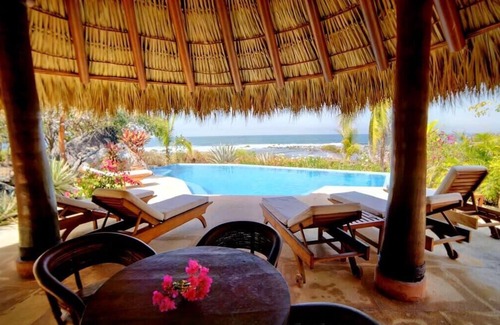 Troncones Casa | Casamar, beach front estate on Troncones Point