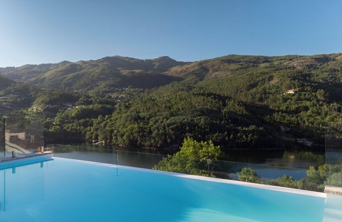 Parada de Bouro Casa | Casapinhãodesousa
