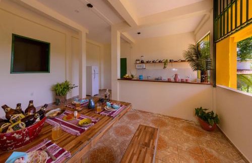 Cumuruxatiba Casa | Casarão das artes hospedaria