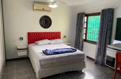 Balneario Remanso Casa | Casarão do Bosque a 200 m da praia | ROUR218