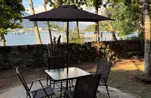 Mangaratiba Casa | Casarão Pé na Areia