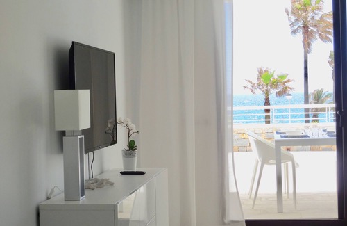 Casares del Mar Apartamento | CASARES DEL MAR. Espectacular apartamento en primera línea. Terraza 80m2