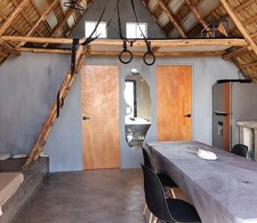 El Sargento Chalet De Esquí | Casas Culebra, Cabaña Desierto