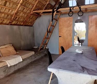 El Sargento Chalet De Esquí | Casas Culebra, Cabaña Desierto