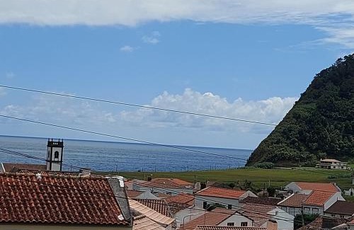 Faial Da Terra Casa | Casas da Tia Florinda - Casa Girasol