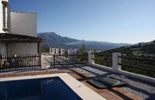 Los Romanes Cabaña | Casas de Cantoblanco 2, piscina privada, para 6 personas