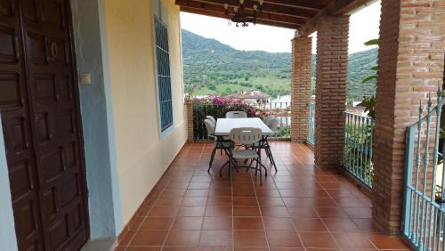 El Colmenar Apartamento | Casas Rurales- "Casa Larios"