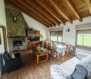 Matallana Casa | Casas Rurales Cuatro Valles