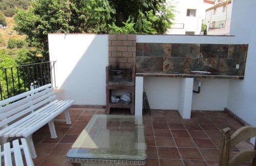 Genalguacil Casa | Casas Rurales Jardines del Visir