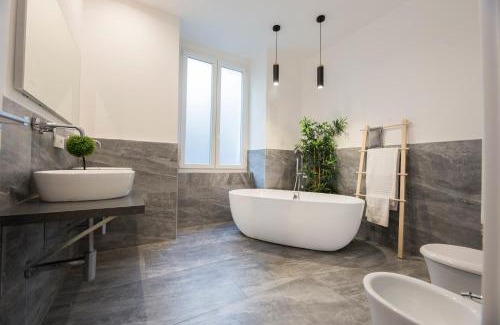 Castelletto Apartamento | CasaViva-Modern Elegant Trilo in Genova Castelletto