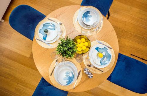 Castelletto Apartamento | CasaViva-Modern Elegant Trilo in Genova Castelletto