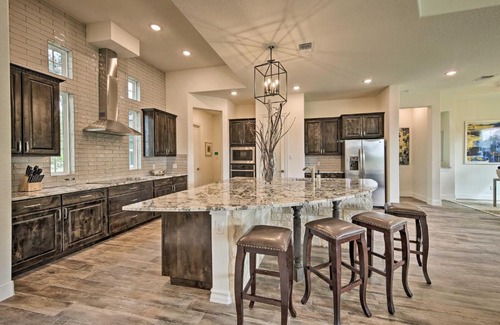 Spring Branch Casa | Cascada at Canyon Lake about 1 Mi to Wedding Venues!