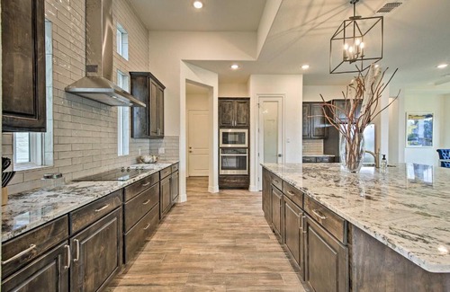 Spring Branch Casa | Cascada at Canyon Lake about 1 Mi to Wedding Venues!