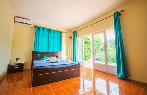 Beau Champ Casa | Case Latanier